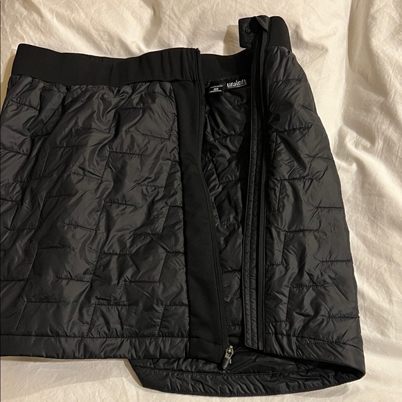 rare NWOT Helly Hansen zip-off Insulated Lifaloft Skirt - Picture 7 of 8